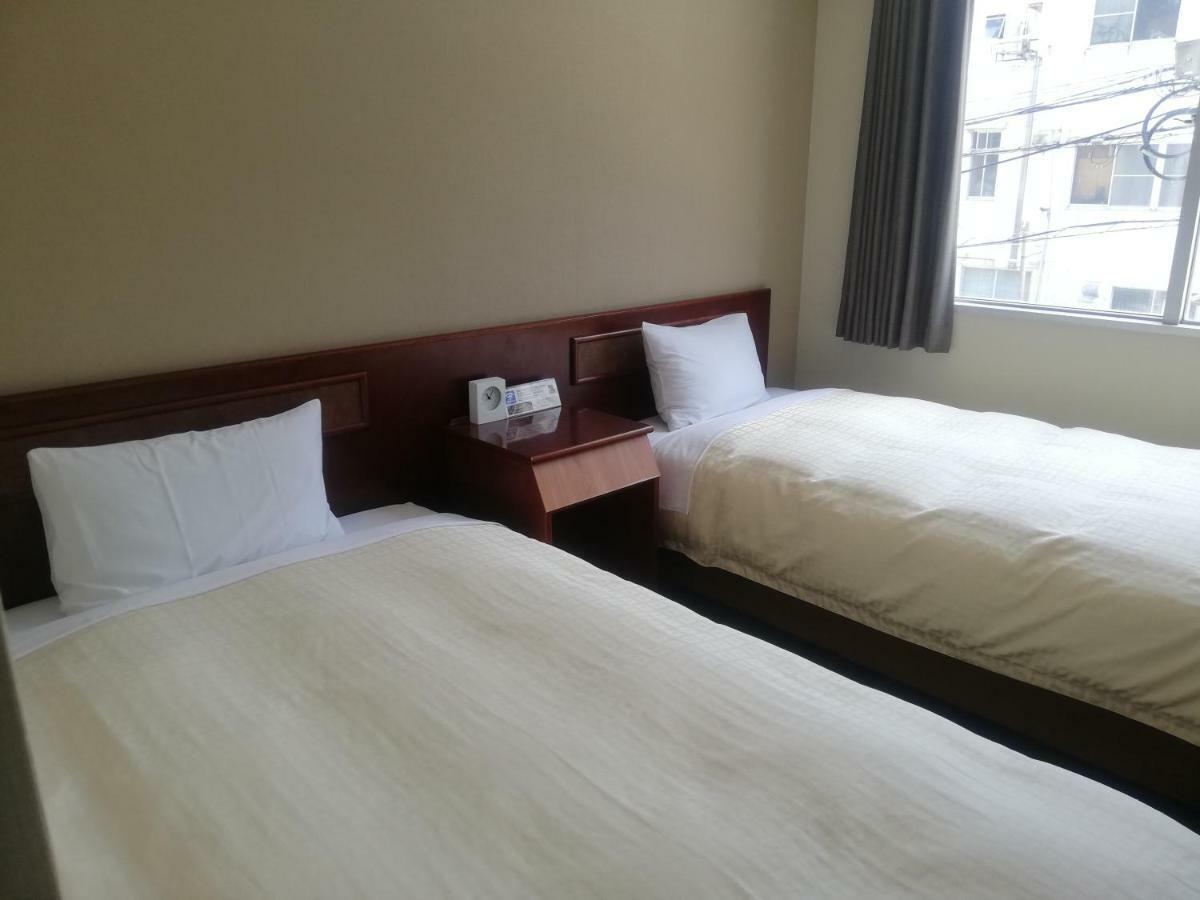 Hotel Tokuyama Hills Heiwadoriten Shunan Exteriör bild